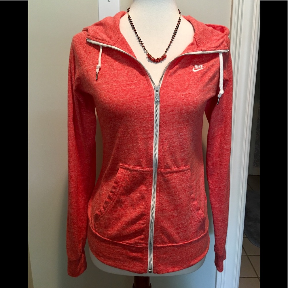 Nike fitted zip hoodie- size M